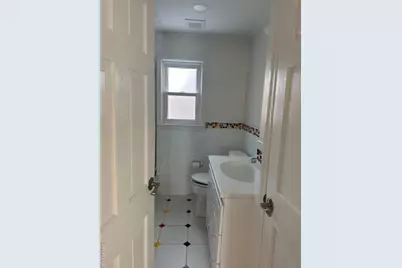 106 Bregman Avenue, New Hyde Park, NY 11040 - Photo 16