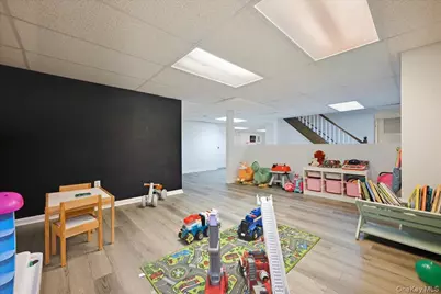 5 Glenwood Lane, East Hills, NY 11577 - Photo 26