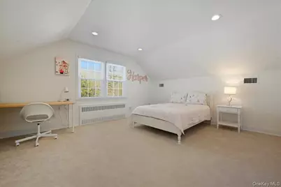 5 Glenwood Lane, East Hills, NY 11577 - Photo 18