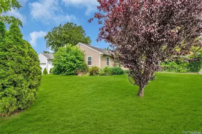 4 Cheshire Road, Bethpage, NY 11714 - Photo 10