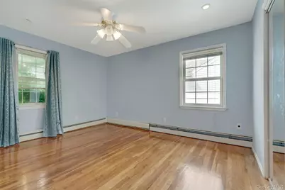 4 Cheshire Road, Bethpage, NY 11714 - Photo 32