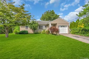 4 Cheshire Rd, Bethpage, NY 11714 - Photo 4