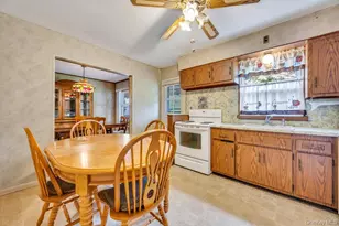 60 Colonial St, East Northport, NY 11731 - Photo 10
