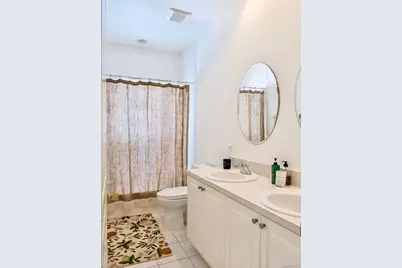 70 S Country Road, Bellport, NY 11713 - Photo 22