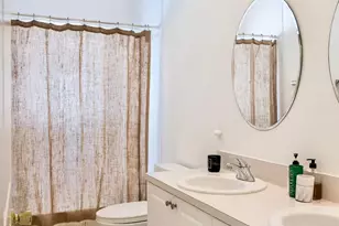 70 S Country Rd, Bellport, NY 11713 - Photo 22