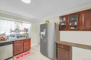 44 Nassau Pkwy, Hempstead, NY 11550 - Photo 10