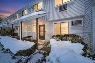 607 Mountain Laurel Dr, Monroe, NY 10950 - Photo 2