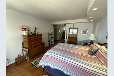 27110 Grand Central Parkway #12H, Floral Park, NY 11005 - Photo 22