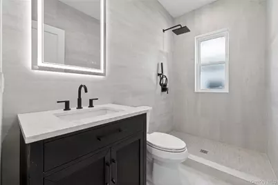 286 Dorchester Road, Garden City South, NY 11530 - Photo 22