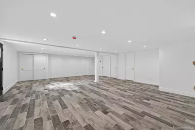 286 Dorchester Road, Garden City South, NY 11530 - Photo 46