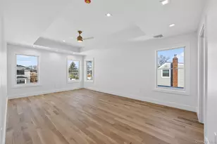 286 Dorchester Rd, Garden City South, NY 11530 - Photo 32