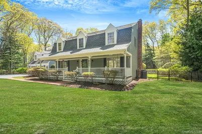 4 Chambord Court, Shoreham, NY 11786 - Photo 4