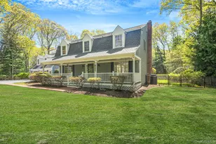 4 Chambord Ct, Shoreham, NY 11786 - Photo 4