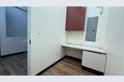 131-07 40th Street, Flushing, NY 11354 - Photo 6