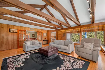 22 Ravine Road, Great Neck, NY 11023 - Photo 14