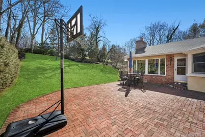 22 Ravine Road, Great Neck, NY 11023 - Photo 32