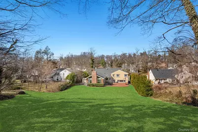 22 Ravine Road, Great Neck, NY 11023 - Photo 30