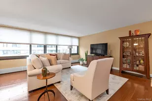 162-20 9th Ave, Whitestone, NY 11357 - Photo 2