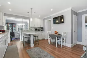 6 Beverly Pkwy, Freeport, NY 11520 - Photo 12