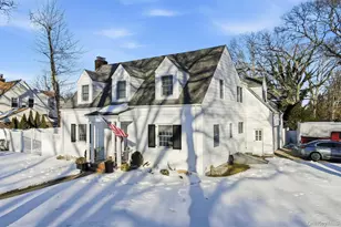 6 Beverly Pkwy, Freeport, NY 11520 - Photo 34