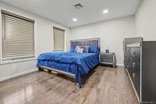 99 Kuhl Ave, Hicksville, NY 11801 - Photo 18