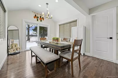 99 Kuhl Avenue, Hicksville, NY 11801 - Photo 12