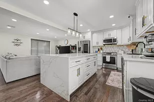 99 Kuhl Ave, Hicksville, NY 11801 - Photo 10