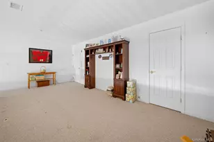 479 Spring Dr, East Meadow, NY 11554 - Photo 34