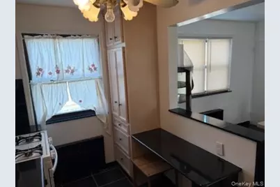 8017 156th Avenue #129, Howard Beach, NY 11414 - Photo 4