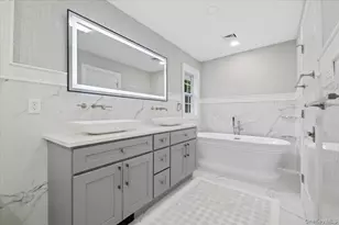 22 Peppermill Ln, Dix Hills, NY 11746 - Photo 32
