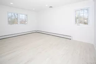 22 Peppermill Ln, Dix Hills, NY 11746 - Photo 32