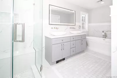 22 Peppermill Lane, Dix Hills, NY 11746 - Photo 34