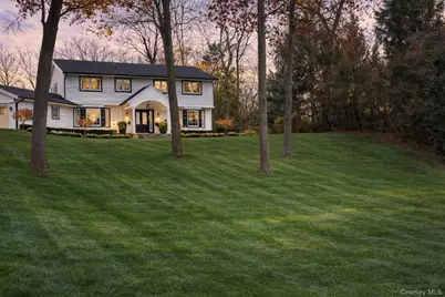 22 Peppermill Lane, Dix Hills, NY 11746 - Photo 4