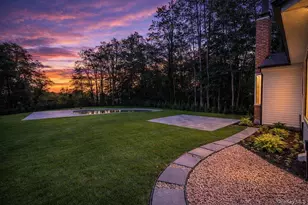 22 Peppermill Ln, Dix Hills, NY 11746 - Photo 42