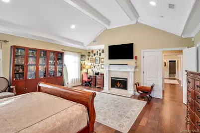 42 Brayton Court N, South Setauket, NY 11720 - Photo 30