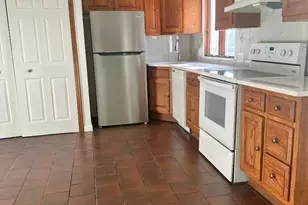 81 10th Ave, West Babylon, NY 11704 - Photo 4