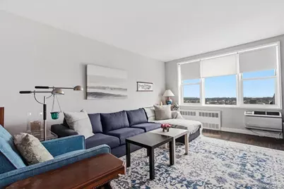 360 Westchester Avenue #622, Port Chester, NY 10573 - Photo 12