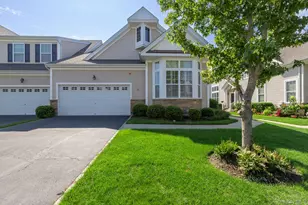 51 Toni Ct, Center Moriches, NY 11934 - Photo 2