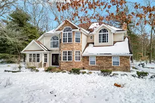 18 Darcy Ave, Manorville, NY 11949 - Photo 4