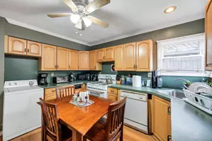 2528 Marshall Ave, Bellmore, NY 11710 - Photo 16