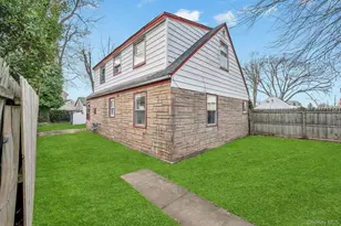 2528 Marshall Ave, Bellmore, NY 11710 - Photo 8