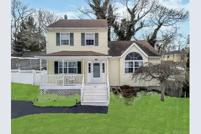 83 Friendship Drive, Rocky Point, NY 11778 - Photo 2