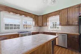247 Main St, Center Moriches, NY 11934 - Photo 6