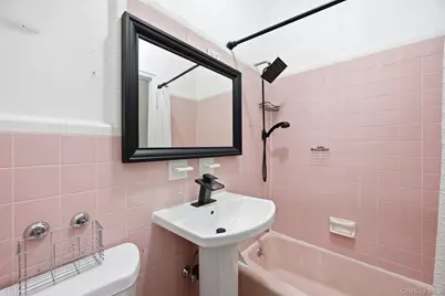 60-67 Putnam Avenue, Ridgewood, NY 11385 - Photo 16