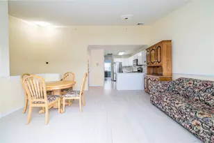 418 Willow Ln, Valley Stream, NY 11580 - Photo 6