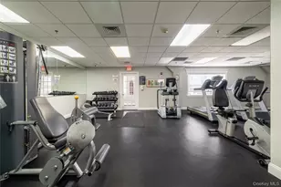 418 Willow Ln, Valley Stream, NY 11580 - Photo 24