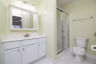 418 Willow Lane, Valley Stream, NY 11580 - Photo 14