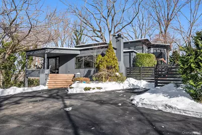 36 Cedar Lane, Sands Point, NY 11050 - Photo 2