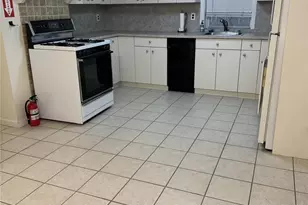 189 Elm St, Yonkers, NY 10701 - Photo 4