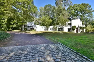 3 Mill Pond Ln, Lattingtown, NY 11560 - Photo 2